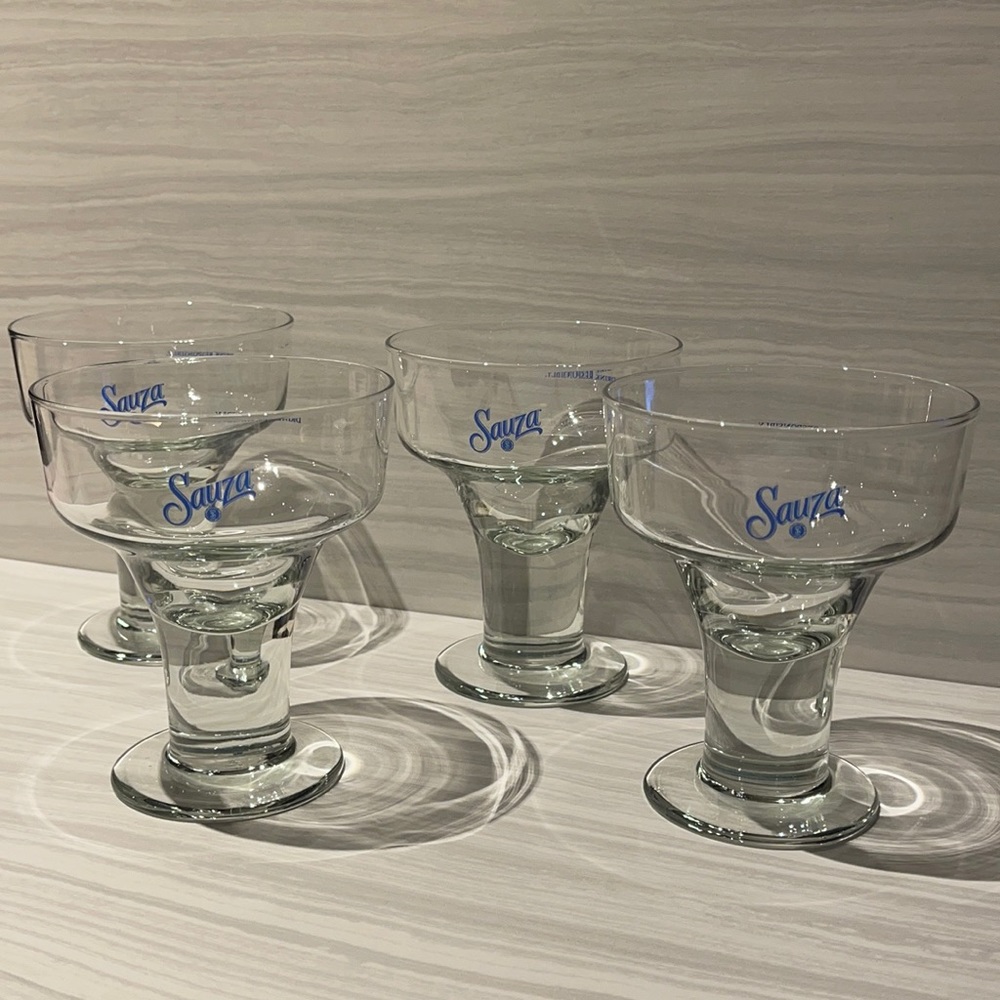 Sauza tequila set 4 margarita/ cocktail glasses 💖